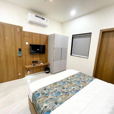 Hotel Royal Elite Rajkot Εξωτερικό φωτογραφία