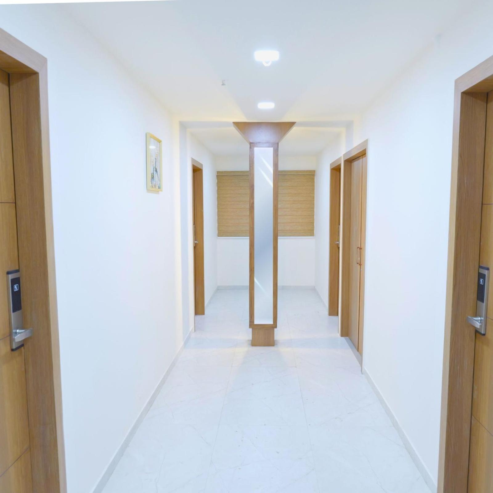 Hotel Royal Elite Rajkot Εξωτερικό φωτογραφία